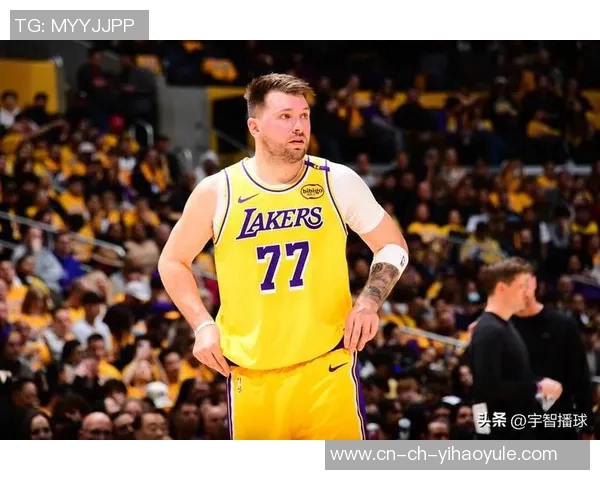 东契奇谈比赛感受艾顿表现出色斯玛特助攻全队表现提升 东契奇谈比赛感受艾顿表现出色斯玛特助攻全队表现提升